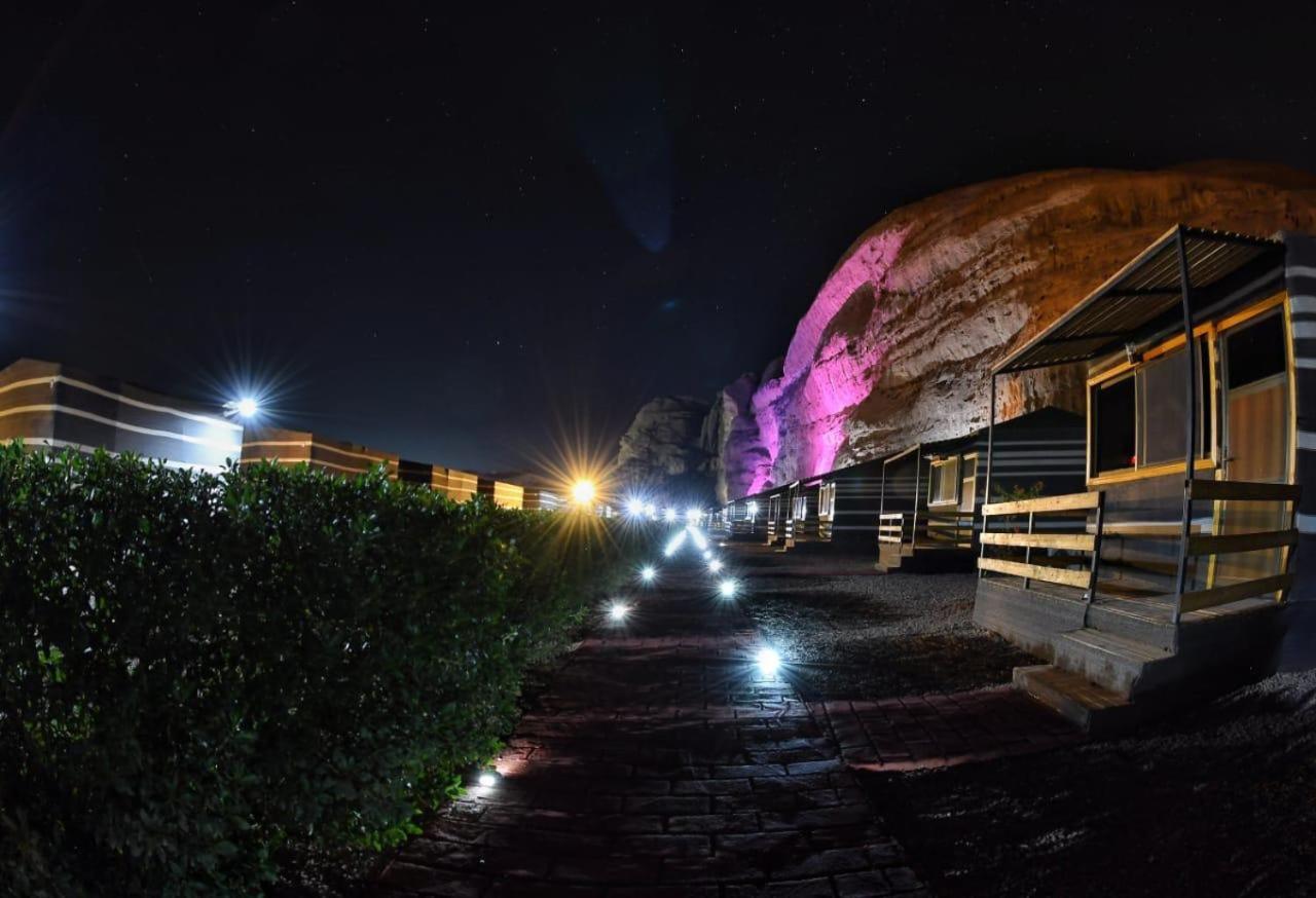 Hotel Rum Oasis Luxury Camp Wadi Rum Exterior foto